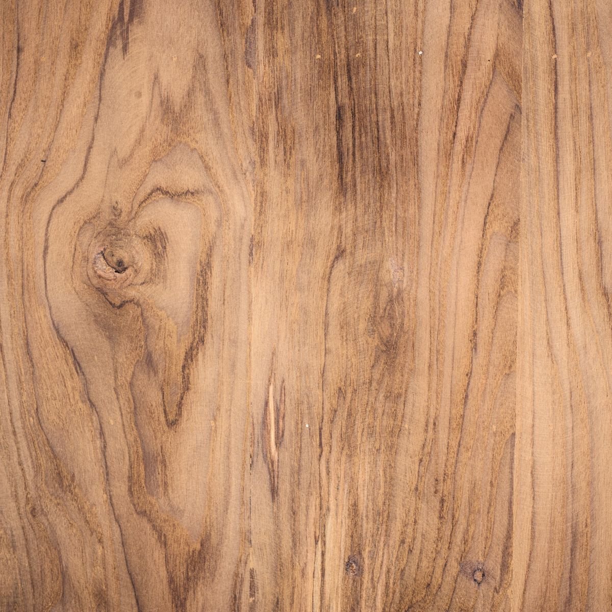 Wood finish and laminate colors